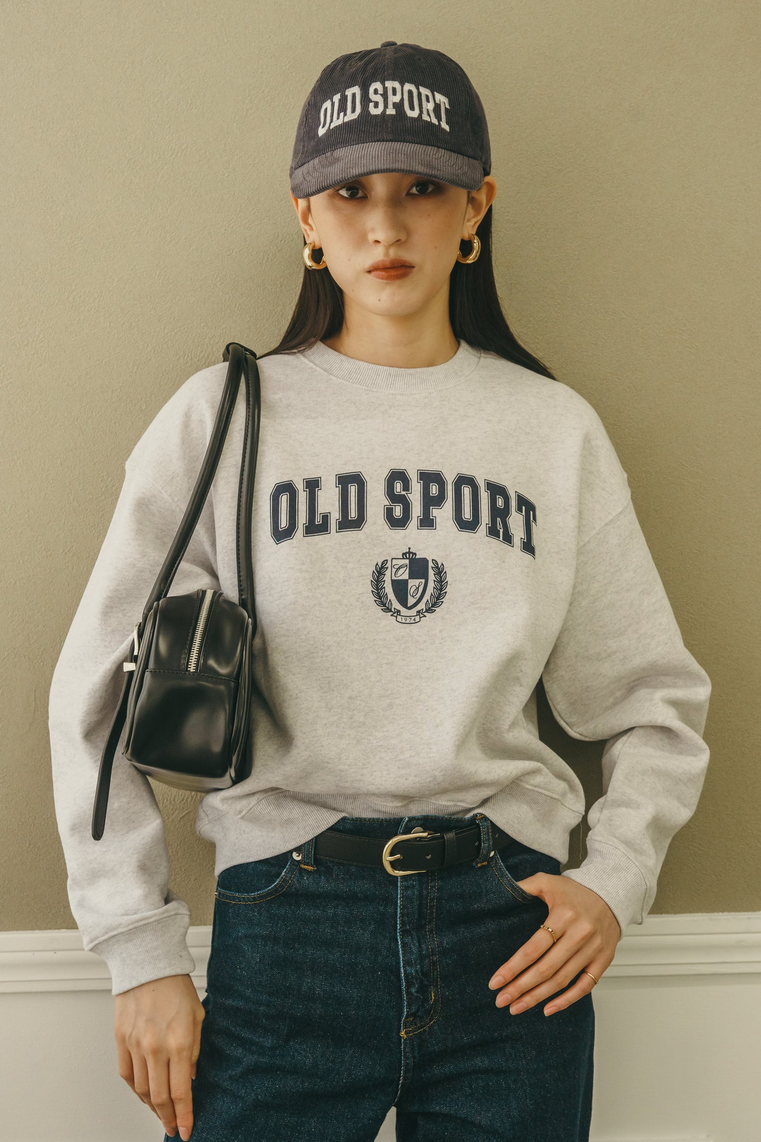 バーシティロゴコーデュロイキャップ DARK GRAY