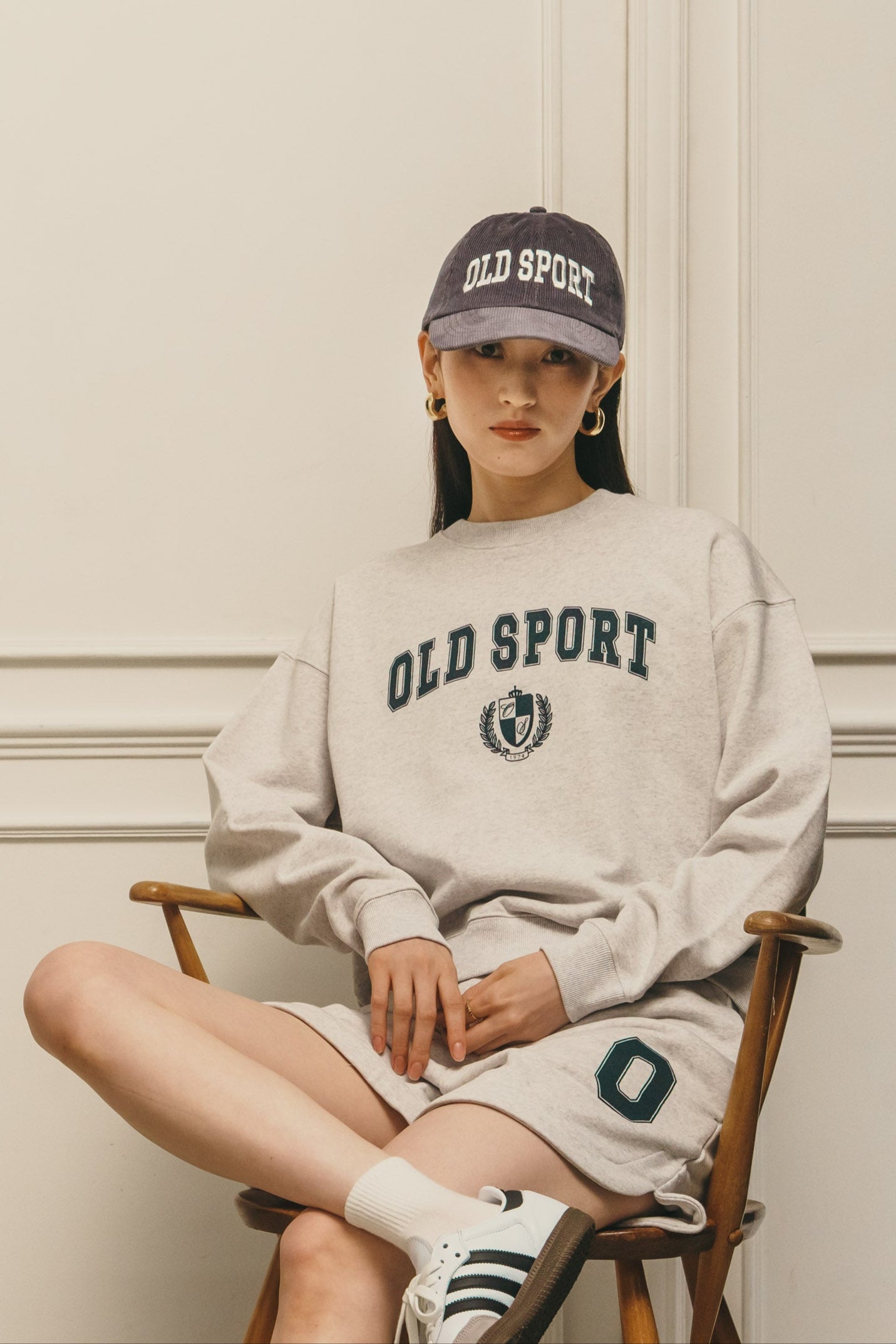 バーシティロゴコーデュロイキャップ DARK GRAY