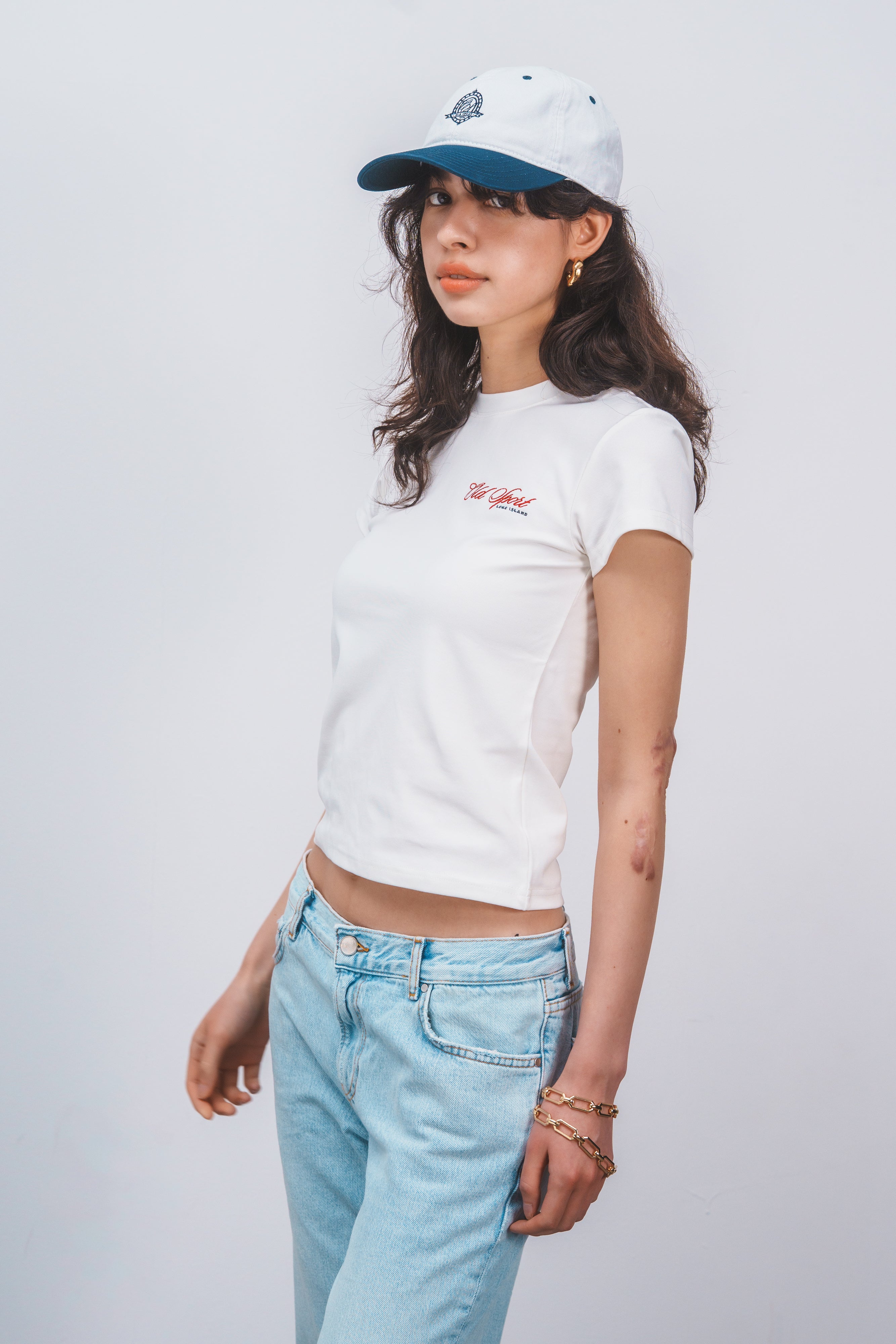 Old Sportロゴ刺繍Tシャツ WHITE