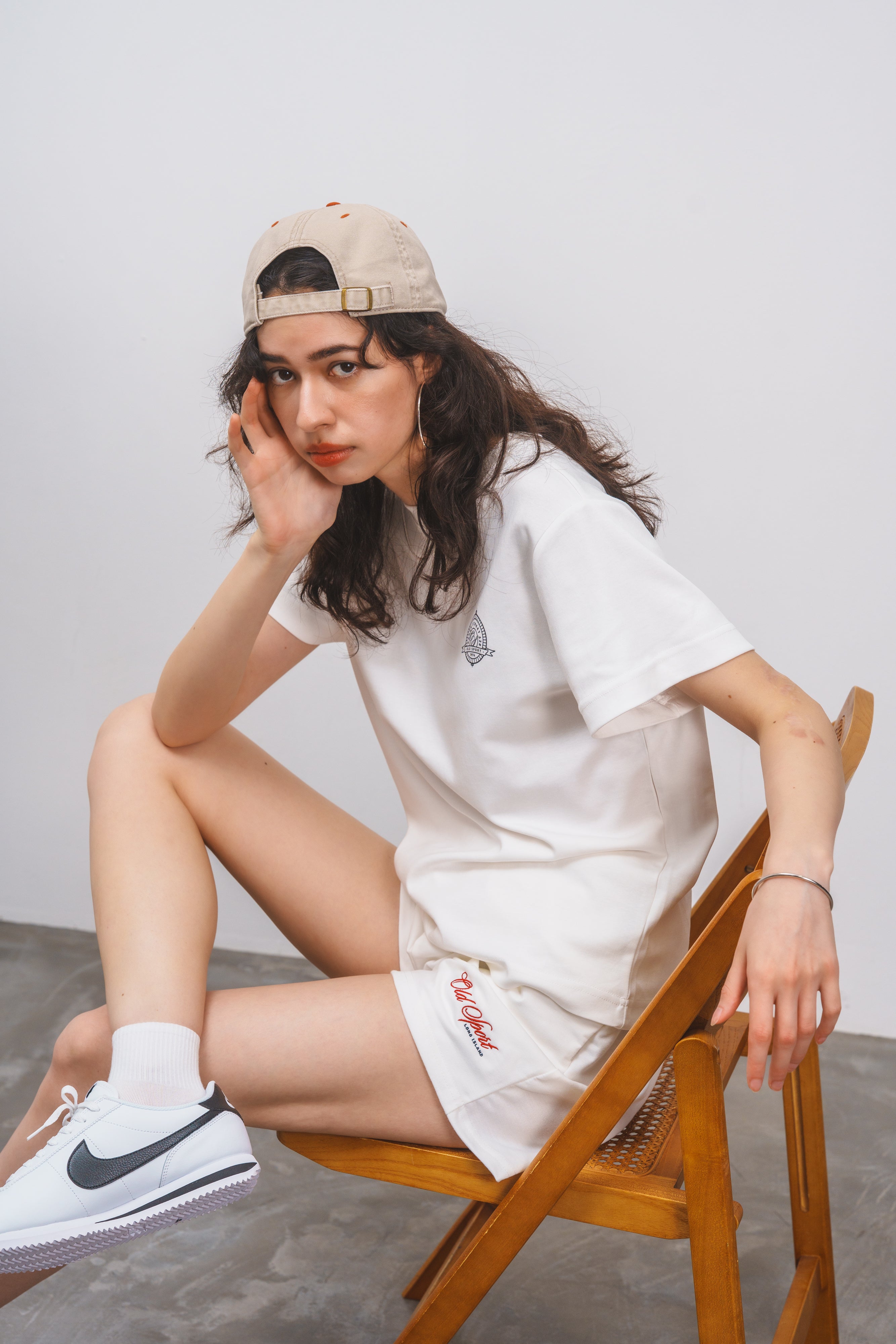 バイカラーエンブレムCAP BEIGE/ORANGE