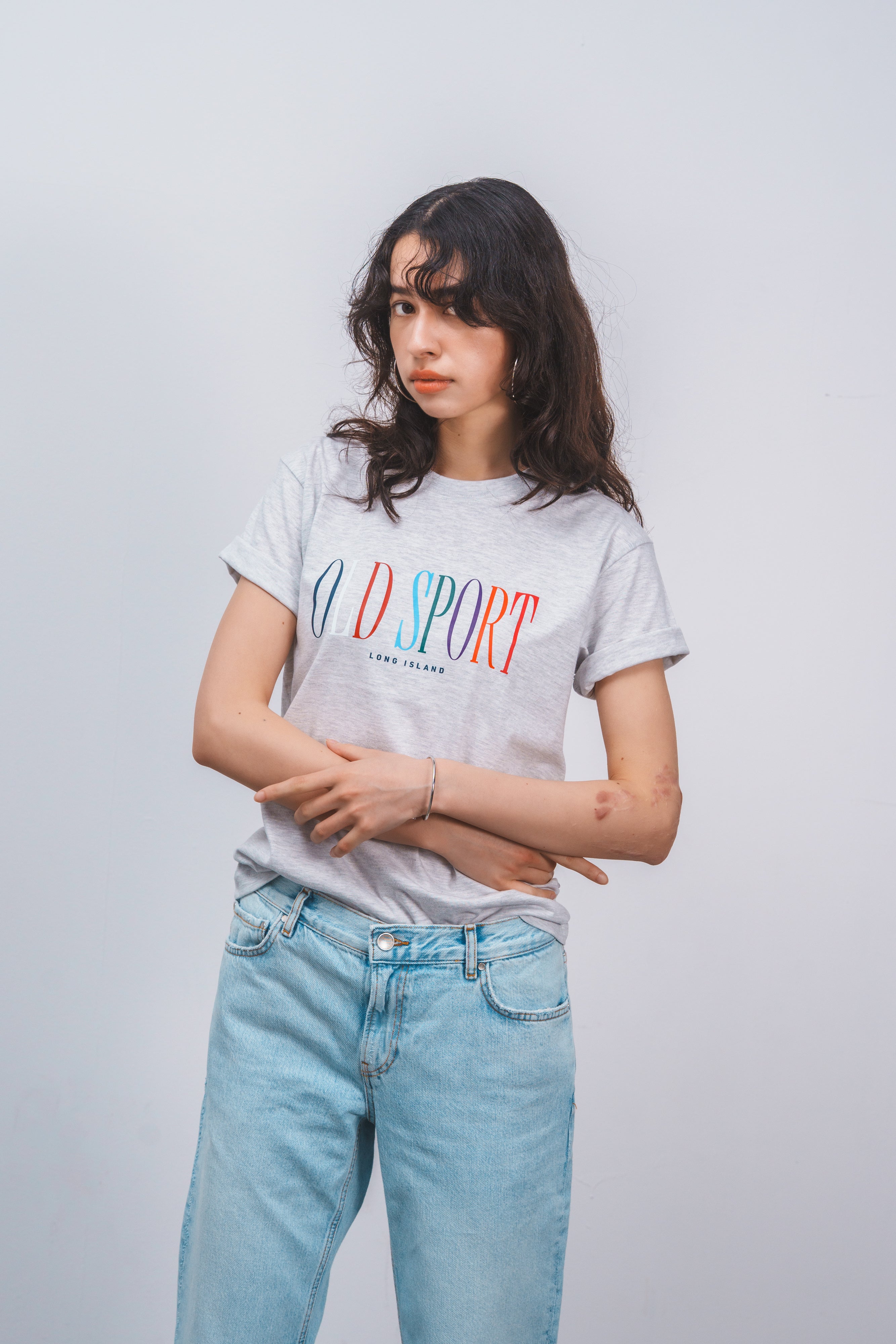 マルチロゴプリントTシャツ LGRAY