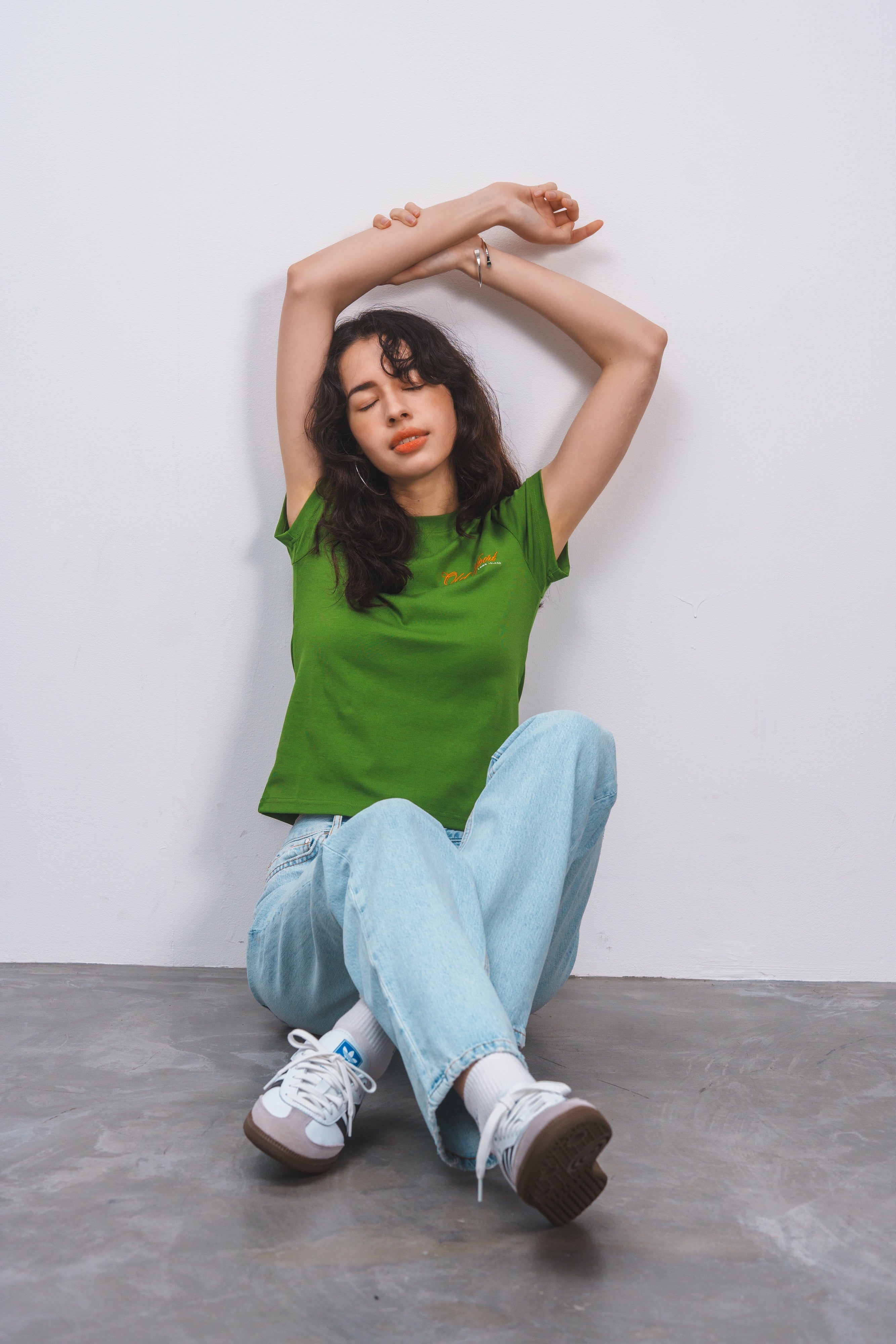 Old Sportロゴ刺繍Tシャツ GREEN