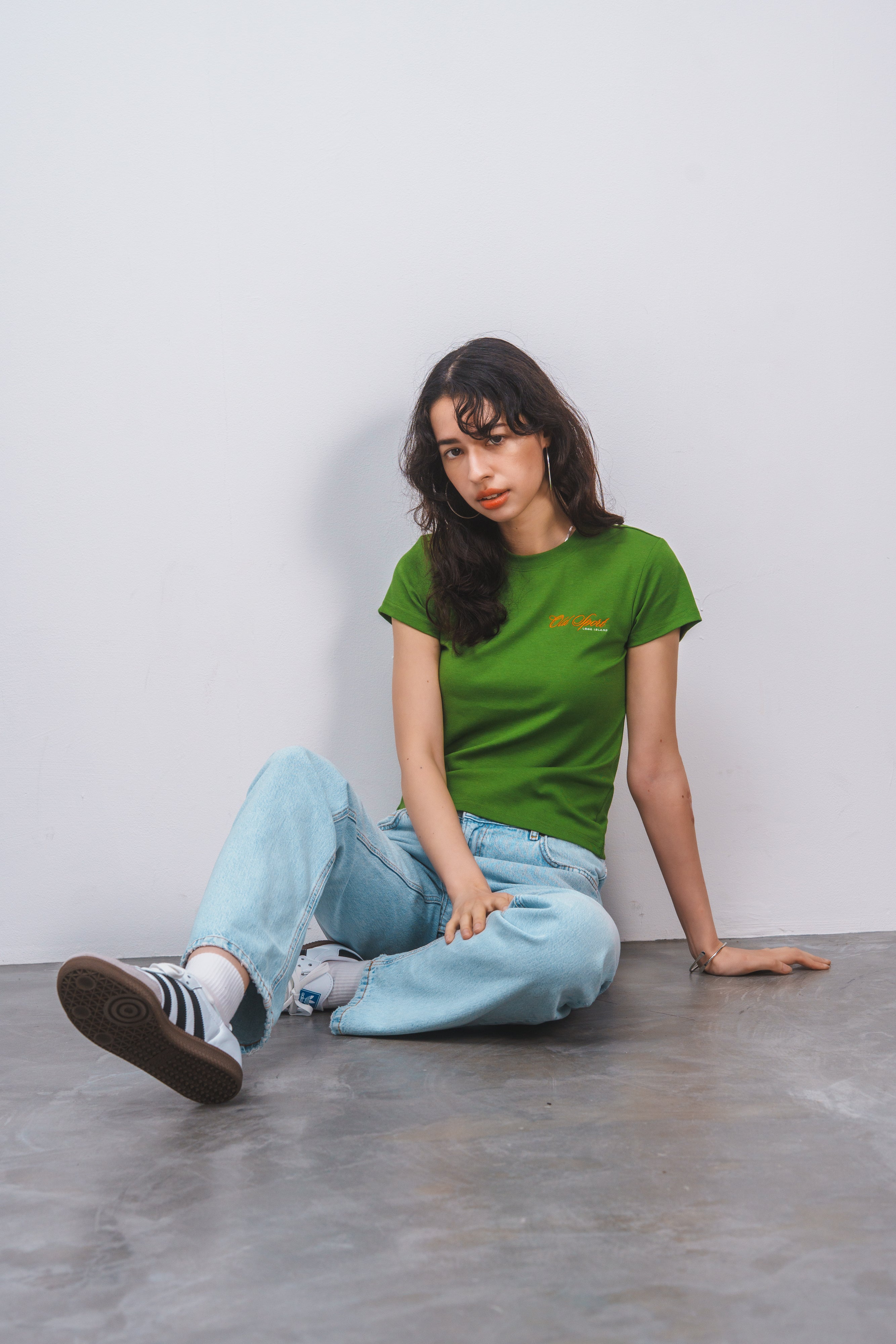 Old Sportロゴ刺繍Tシャツ GREEN