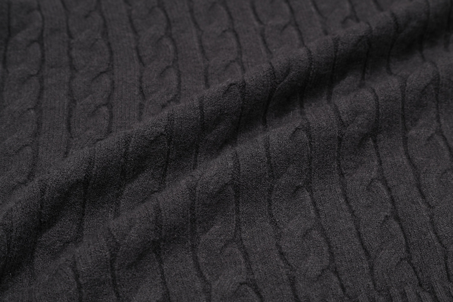＊Pre-Order＊　エンブレム刺繍ケーブルニットプルオーバー DARK GRAY